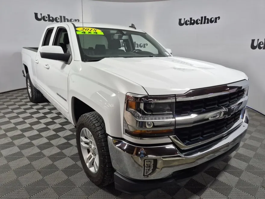 2018 Chevrolet Silverado 1500 LT photo 1