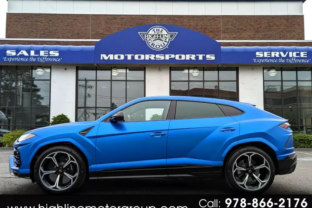 2021 Lamborghini Urus photo 1