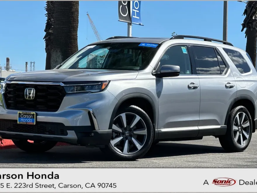 2024 Honda Pilot Touring photo 1