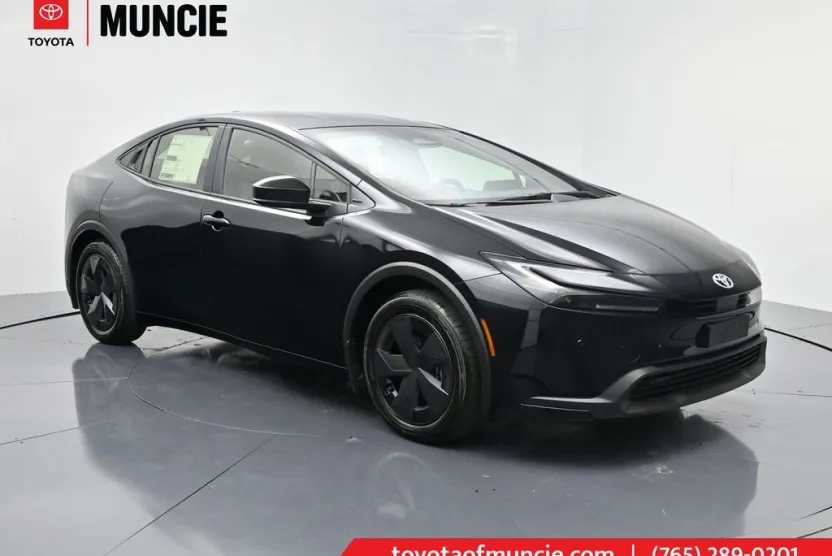 2026 Toyota Prius LE photo 1