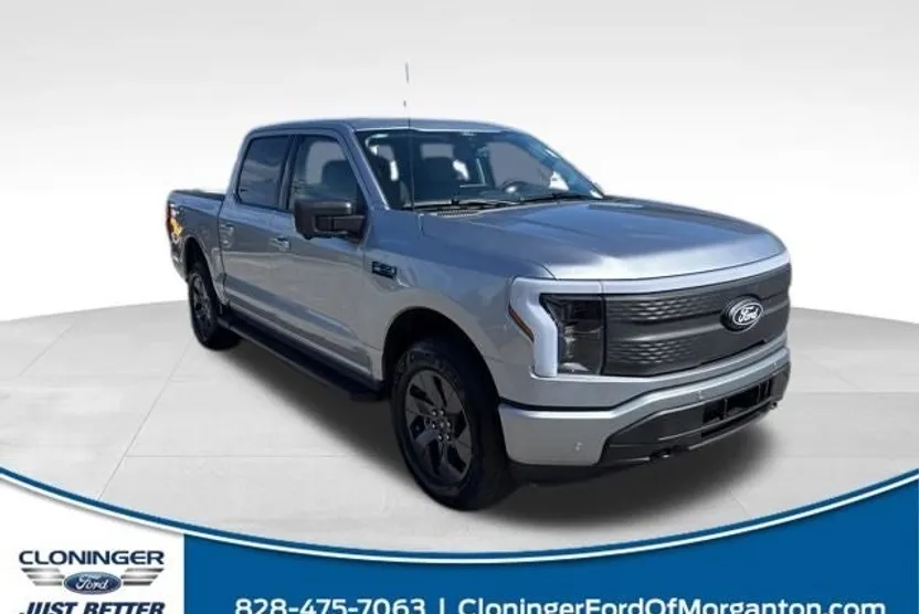 2025 Ford F-150 Lightning photo 1