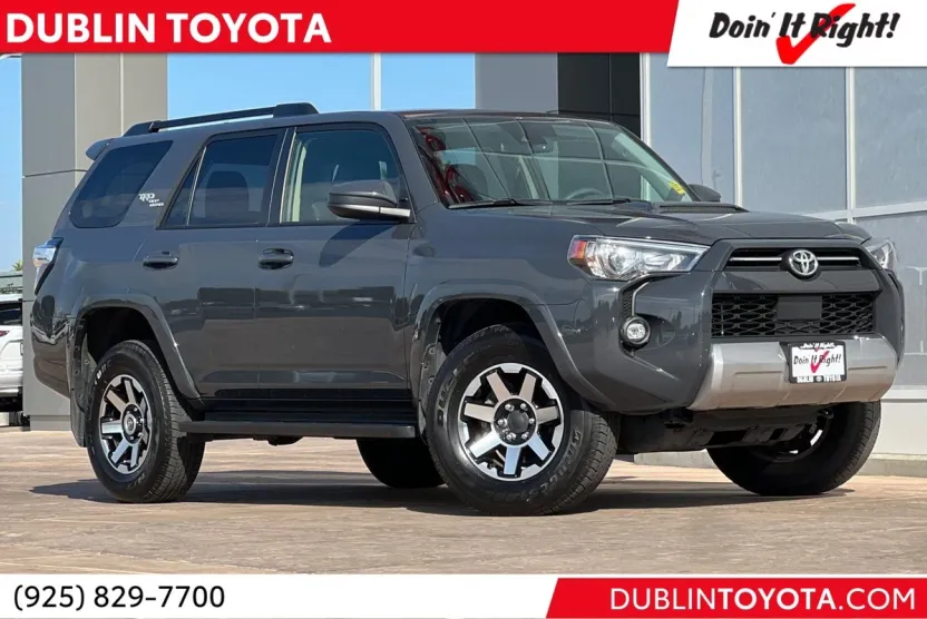 2024 Toyota 4Runner Off-Road photo 1