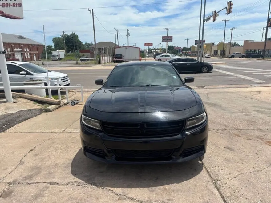2019 Dodge Charger SXT photo 1
