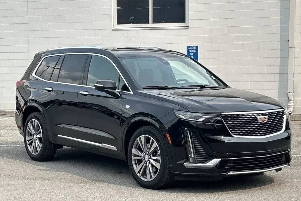 2025 Cadillac XT6 Premium Luxury photo 1