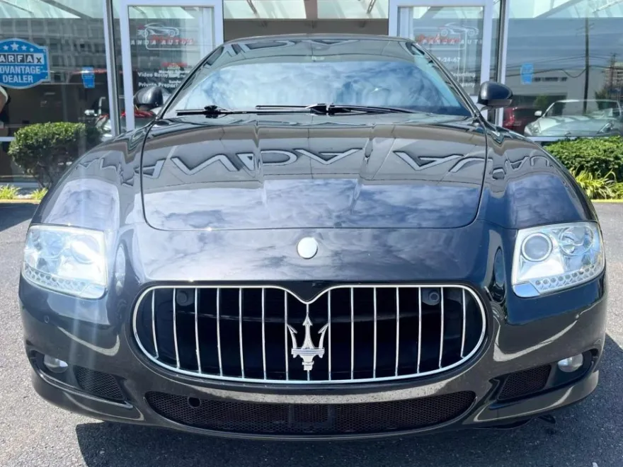 2009 Maserati Quattroporte Sport GT S photo 1