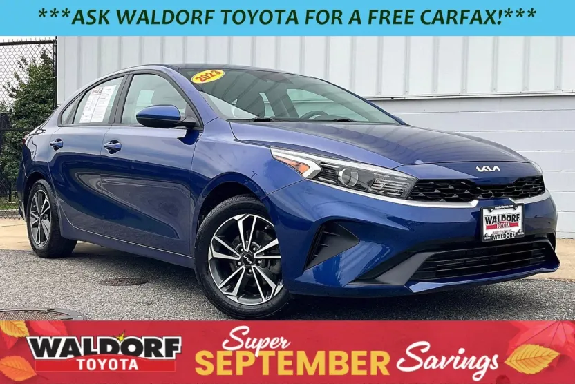 2023 Kia Forte LXS photo 1