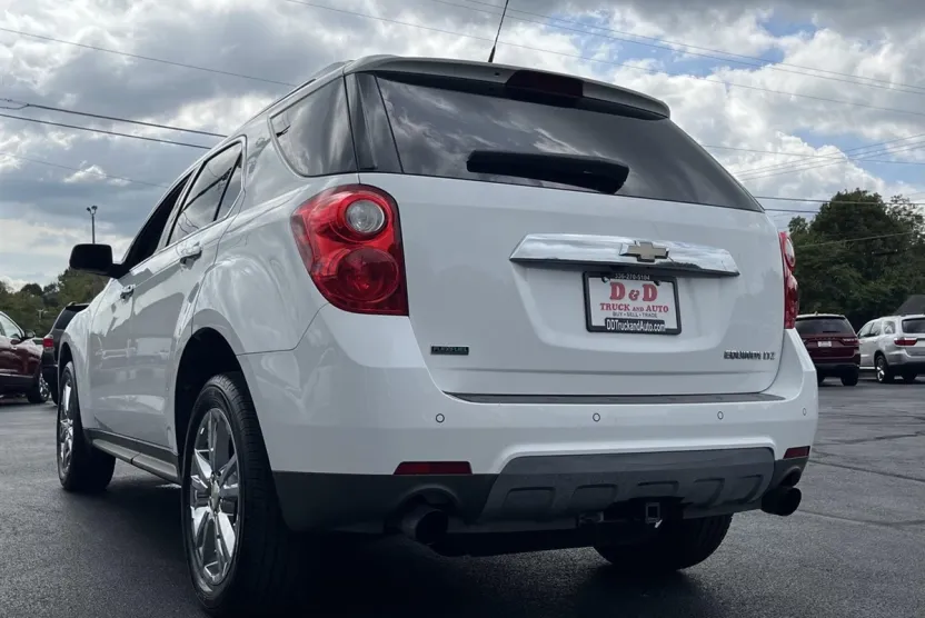 2011 Chevrolet Equinox LTZ photo 1