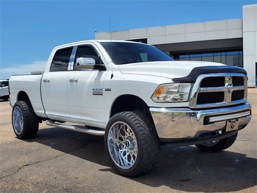 2016 Ram 2500 SLT photo 1
