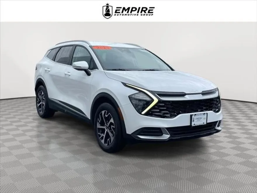 2023 Kia Sportage EX photo 1