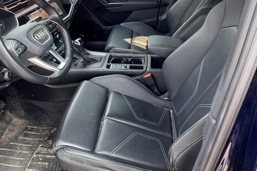 2023 Audi Q3 S line Premium Plus photo 1