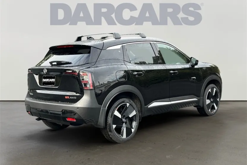 2026 Nissan Kicks SR photo 1