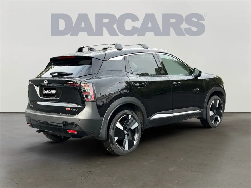 2026 Nissan Kicks SR photo 1