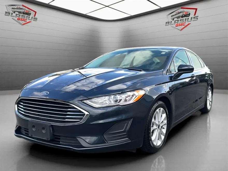 2020 Ford Fusion Hybrid SE photo 1