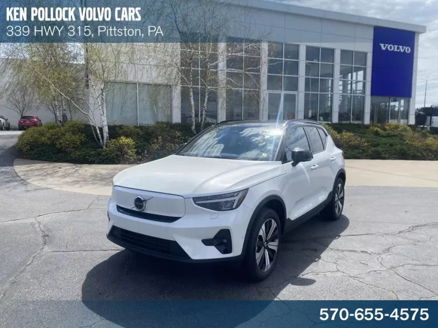 2023 Volvo XC40 Recharge Twin Plus photo 1