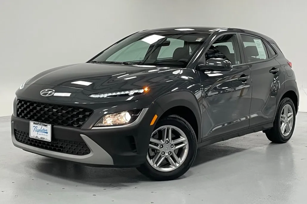 2023 Hyundai Kona SE photo 1