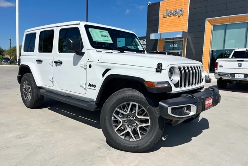 2025 Jeep Wrangler Sahara photo 1