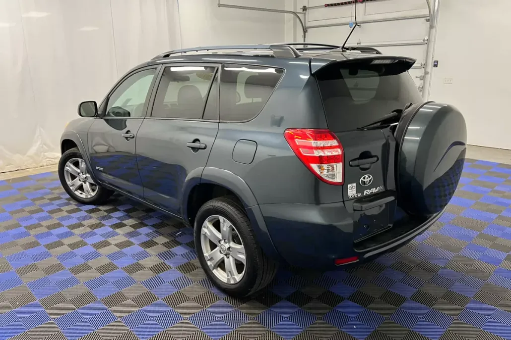 2010 Toyota RAV4 Sport photo 1