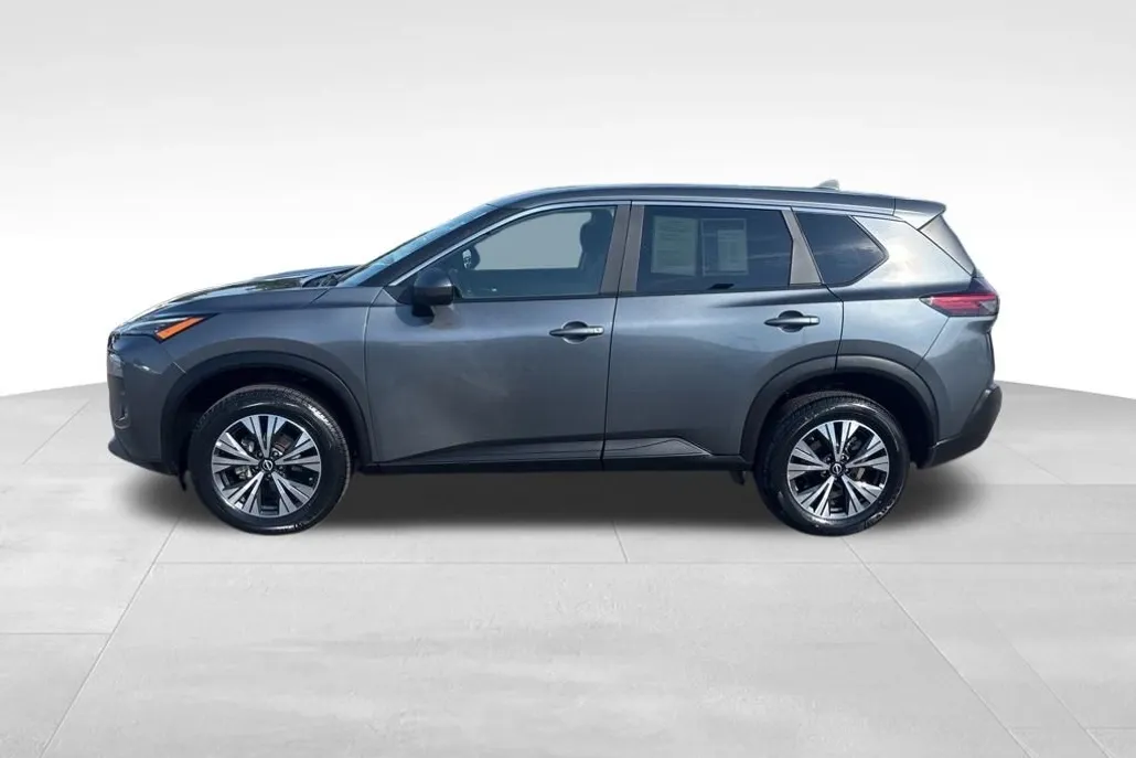 2023 Nissan Rogue SV photo 1