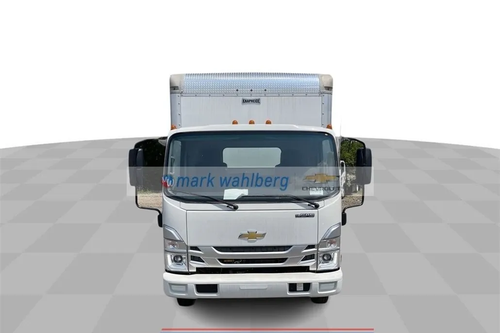 2024 Chevrolet Silverado photo 1