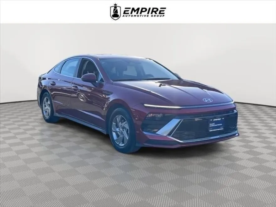 2025 Hyundai Sonata SE photo 1