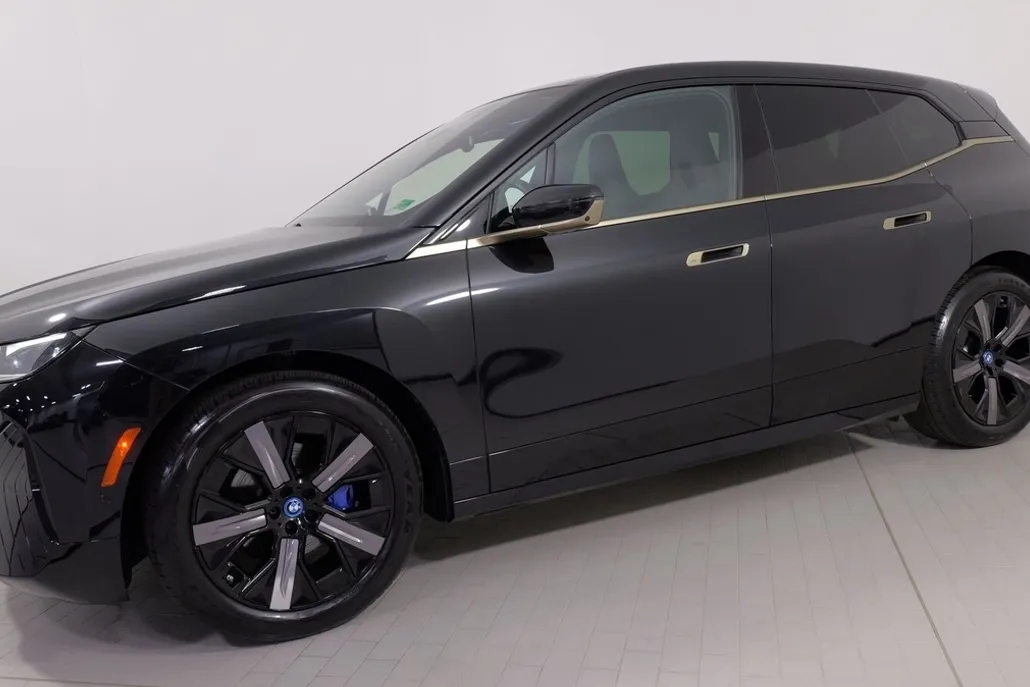2023 Bmw iX xDrive50i photo 1