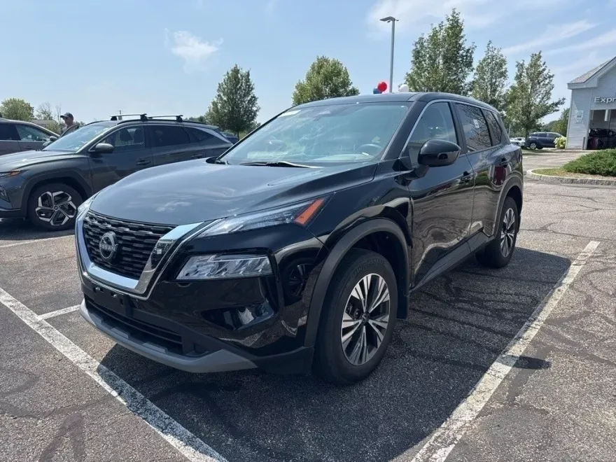 2023 Nissan Rogue SV photo 1