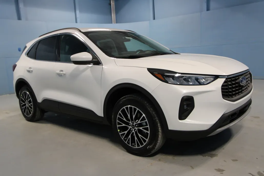 2025 Ford Escape photo 1