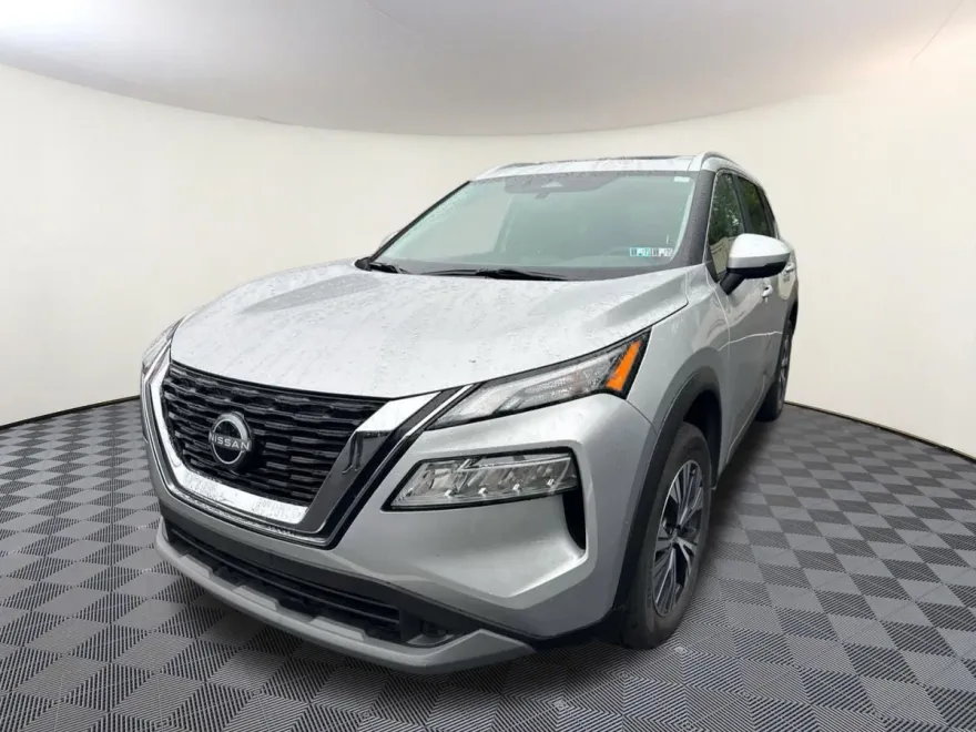 2023 Nissan Rogue SV photo 1