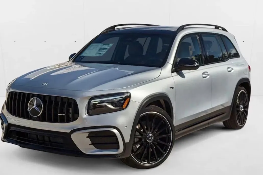2024 Mercedes Benz GLB 35 AMG 4MATIC photo 1