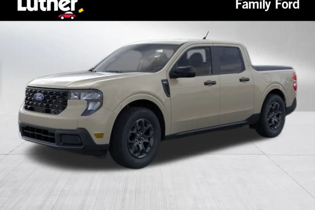 2025 Ford Maverick XLT photo 1