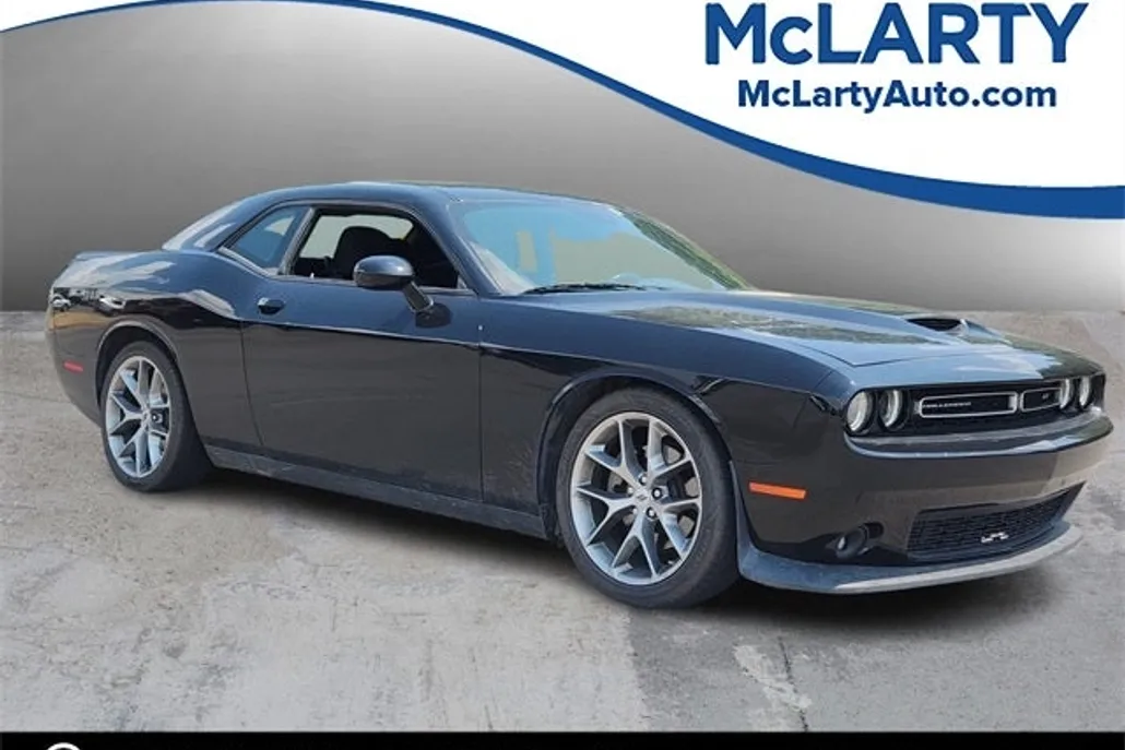 2022 Dodge Challenger GT photo 1