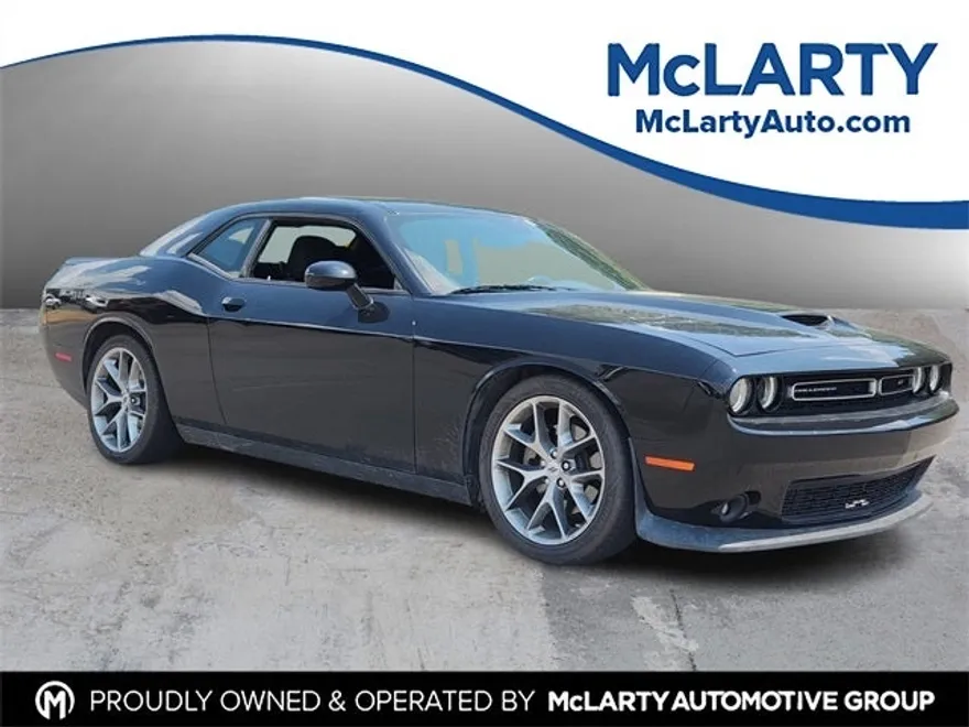2022 Dodge Challenger GT photo 1