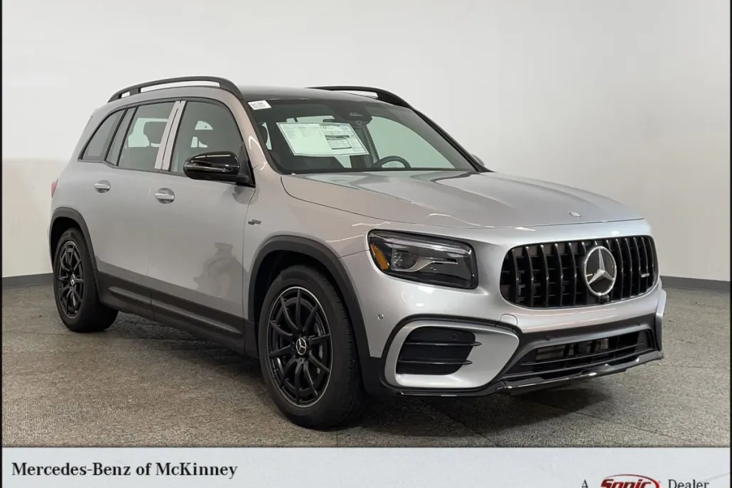 2025 Mercedes Benz GLB AMG 35 4MATIC photo 1