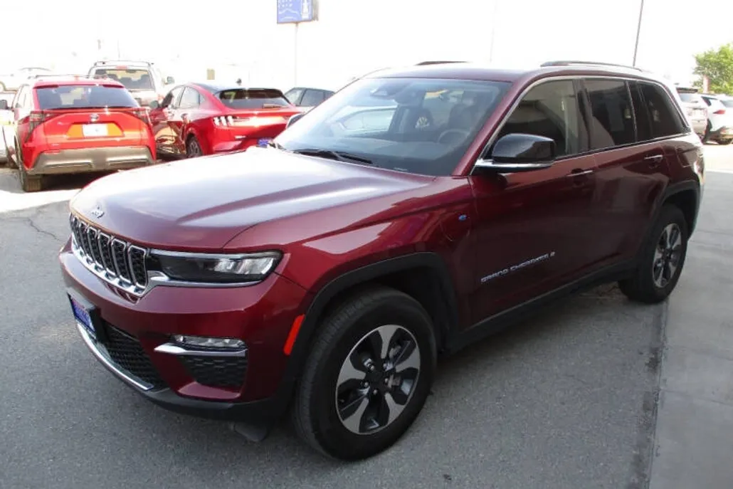 2023 Jeep Grand Cherokee 4xe photo 1