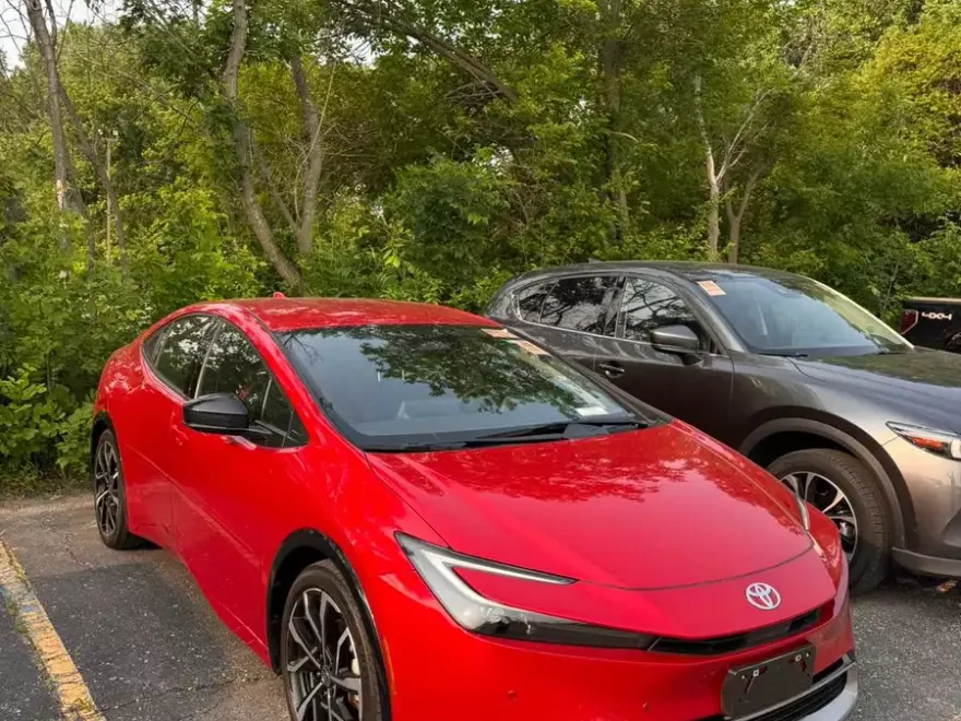 2023 Toyota Prius Prime XSE photo 1