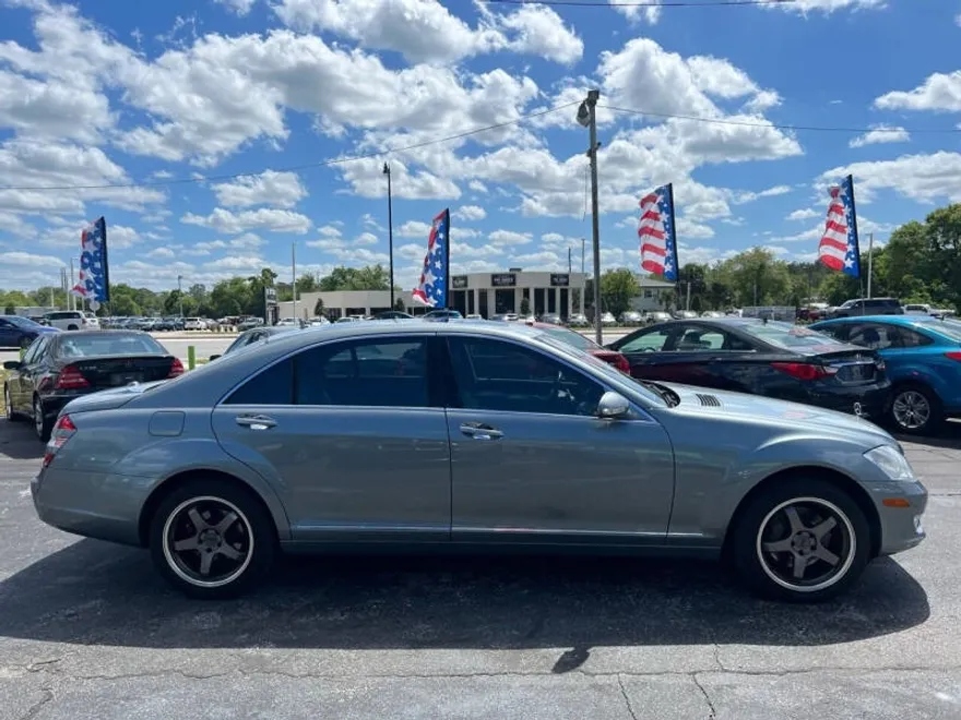 2007 Mercedes Benz S 550 photo 1