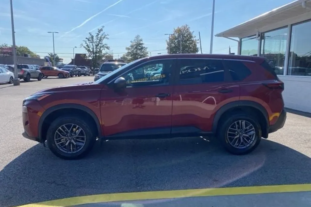 2023 Nissan Rogue S photo 1
