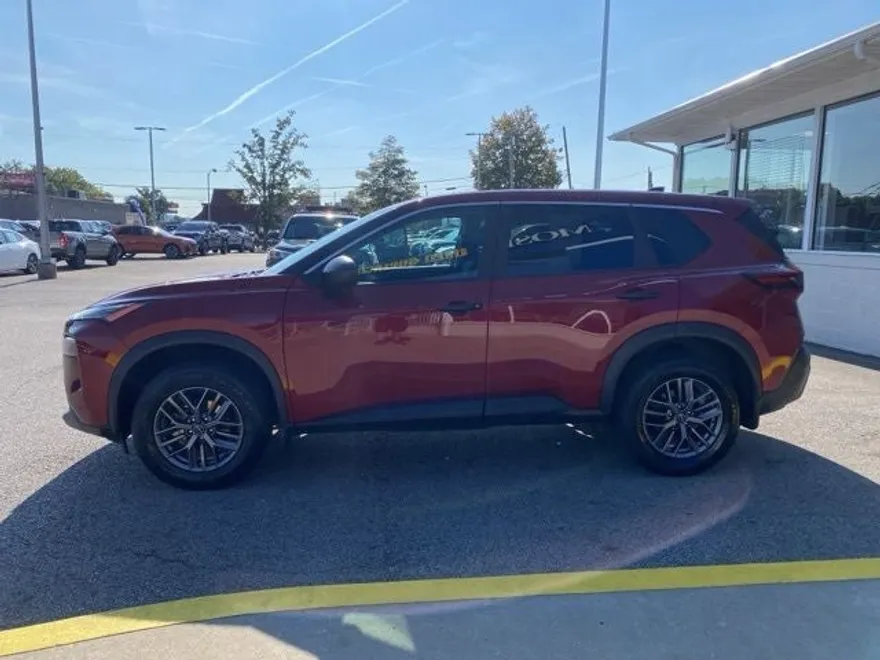 2023 Nissan Rogue S photo 1
