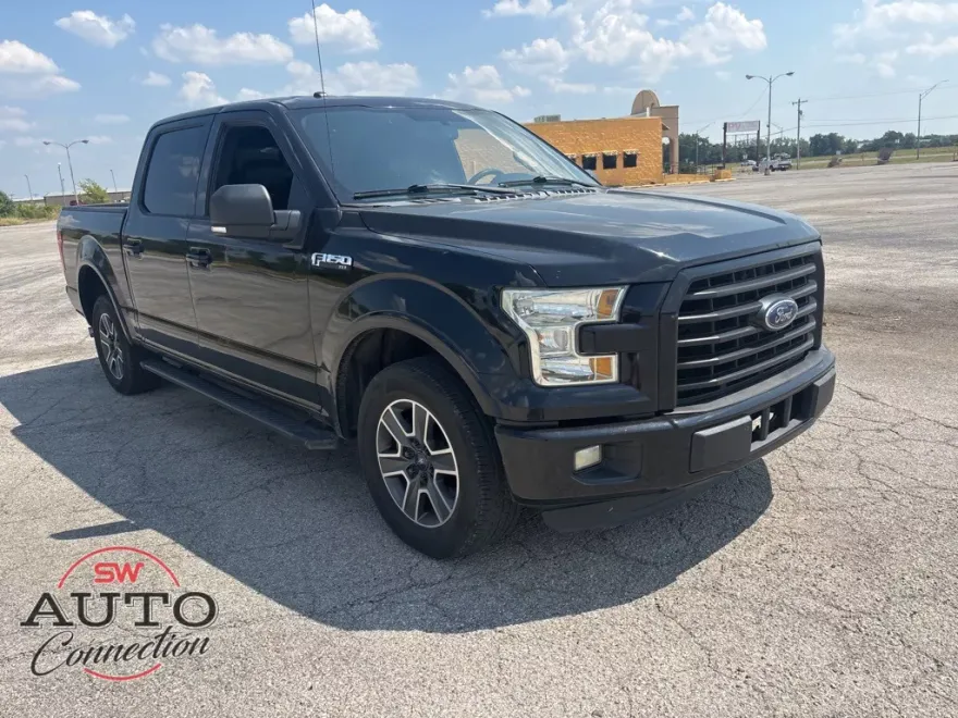 2016 Ford F-150 XLT photo 1