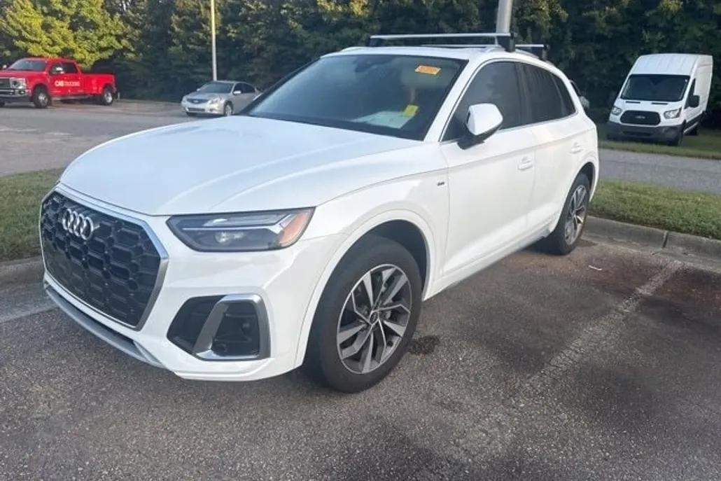 2023 Audi Q5 45 S line Premium photo 1