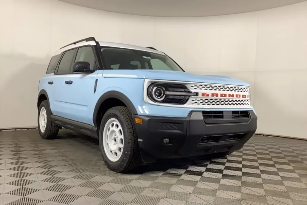 2025 Ford Bronco Sport Heritage photo 1