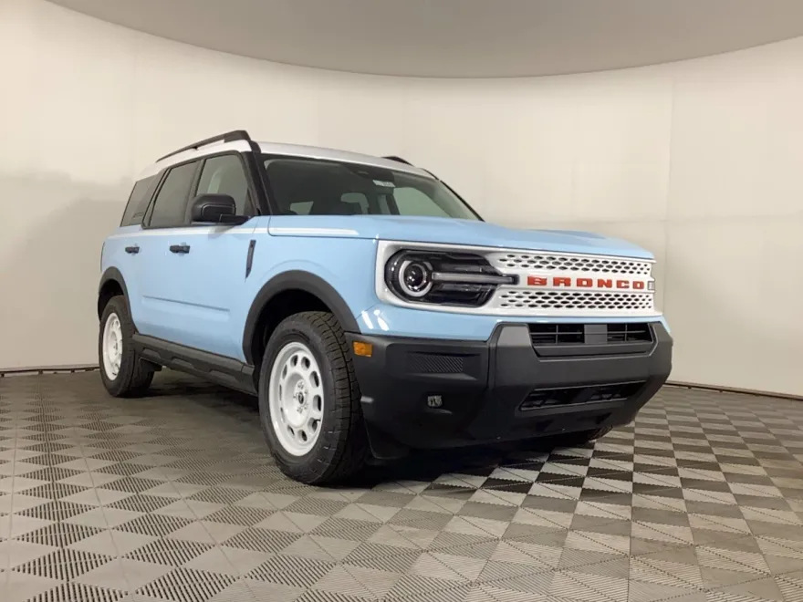 2025 Ford Bronco Sport Heritage photo 1