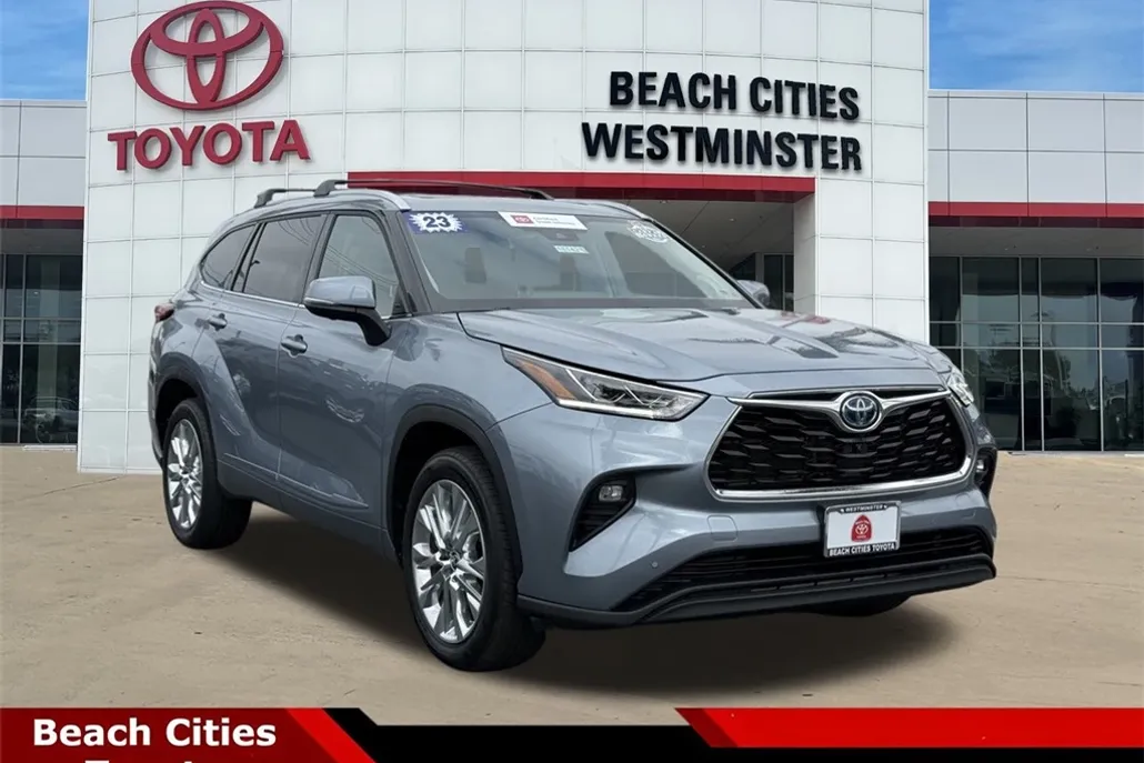 2023 Toyota Highlander Hybrid Limited photo 1