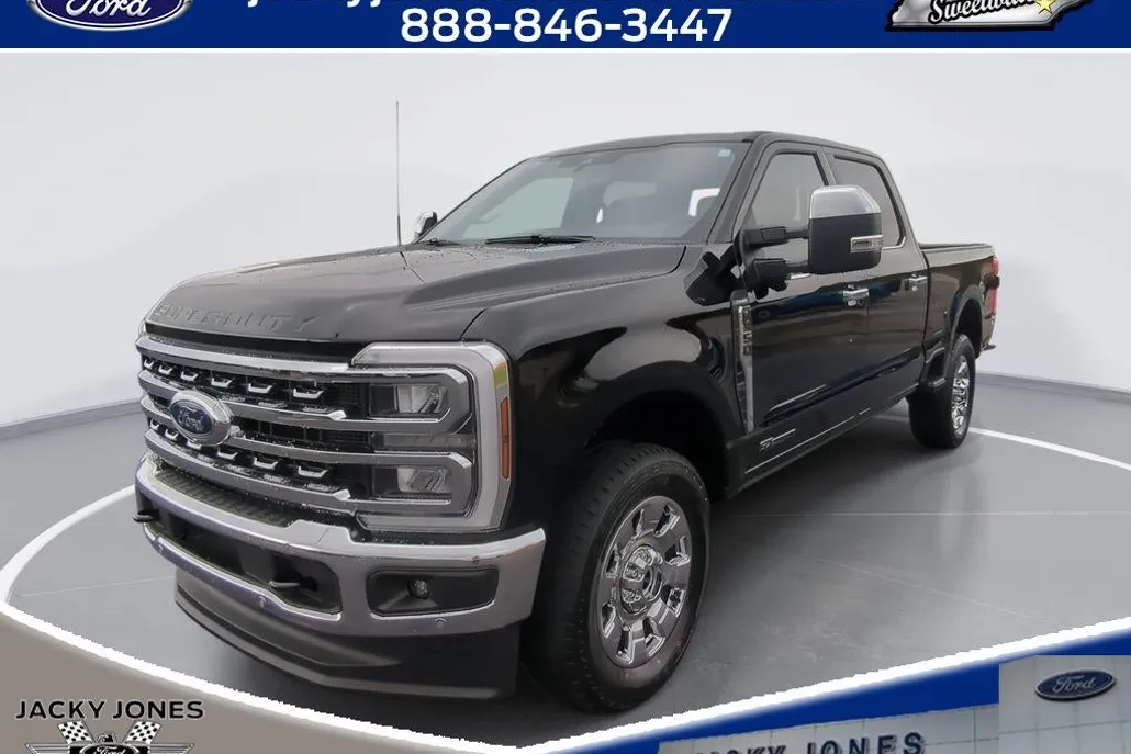 2026 Ford F-350 Lariat photo 1