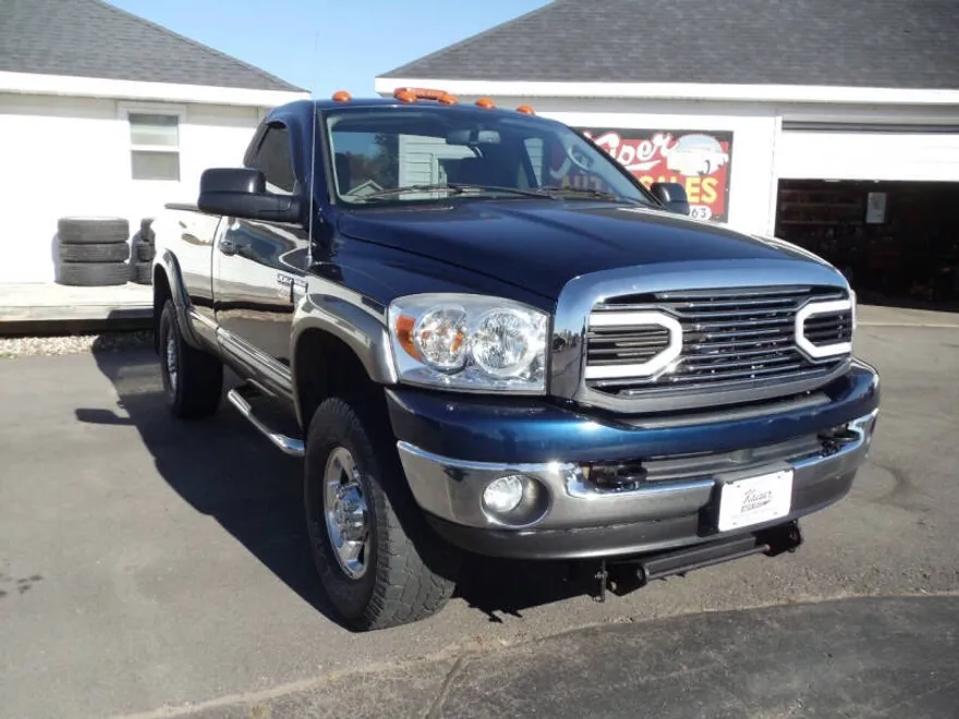 2009 Dodge Ram SLT photo 1
