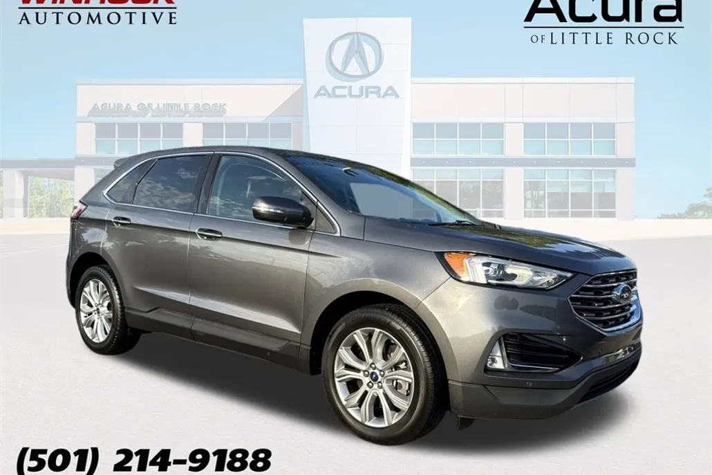 2021 Ford Edge Titanium photo 1