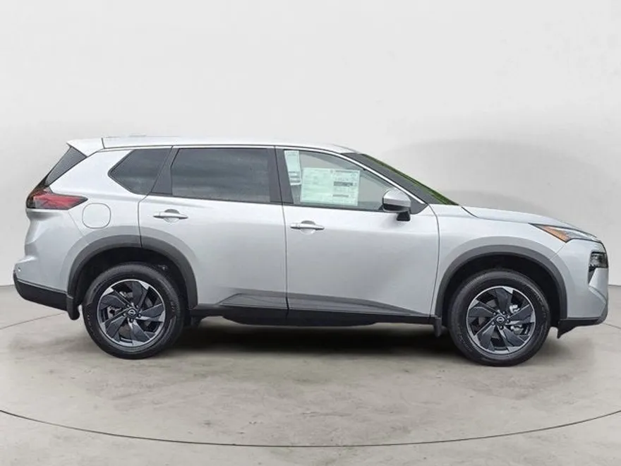 2025 Nissan Rogue SV photo 1