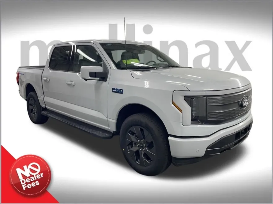 2025 Ford F-150 Lightning Lariat photo 1