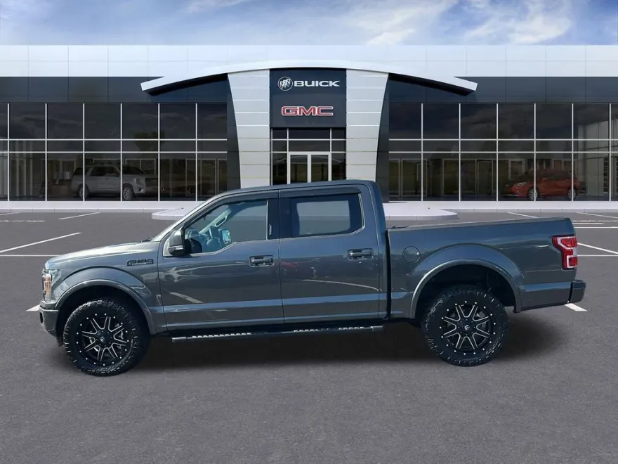 2020 Ford F-150 XLT photo 1