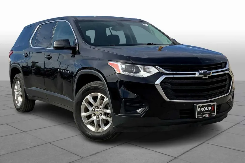 2020 Chevrolet Traverse LS photo 1